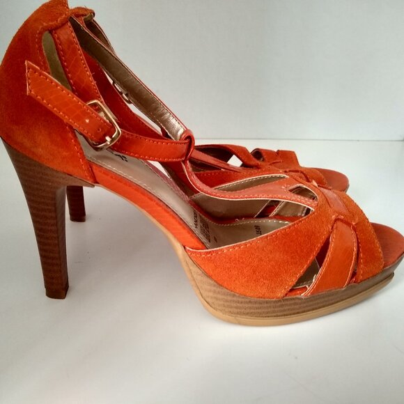 Andrea orange wooden platform toe strap peep toe heels - Picture 2 of 9